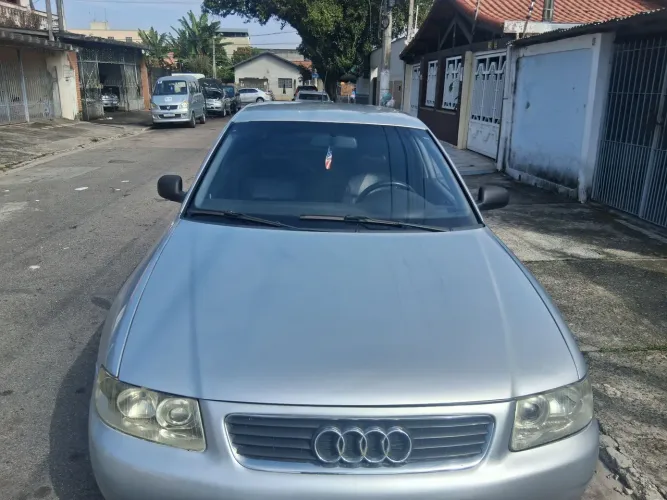 Audi A3 1.6 5P 2000