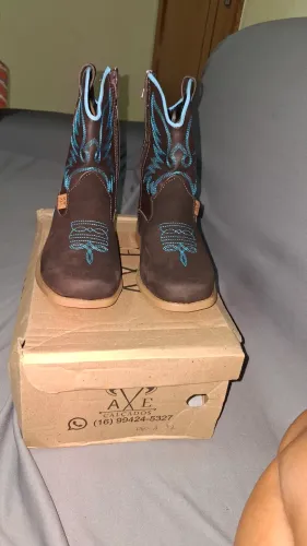 vendo bota texana country infantil nova