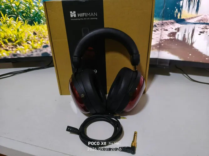 Hifiman HE R9