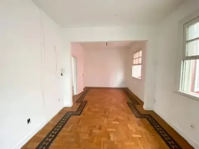 Imóvel para aluguel possui 150 metros quadrados com 3 quartos em Barro Preto - Belo Horizo