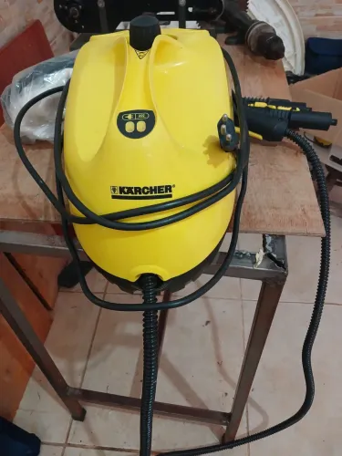 Limpadora a vapor KARCHER