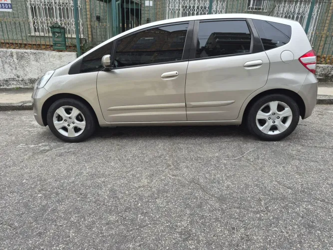 Honda Fit LX 1.4/ 1.4 Flex 8v/16v 5P Aut. 2011