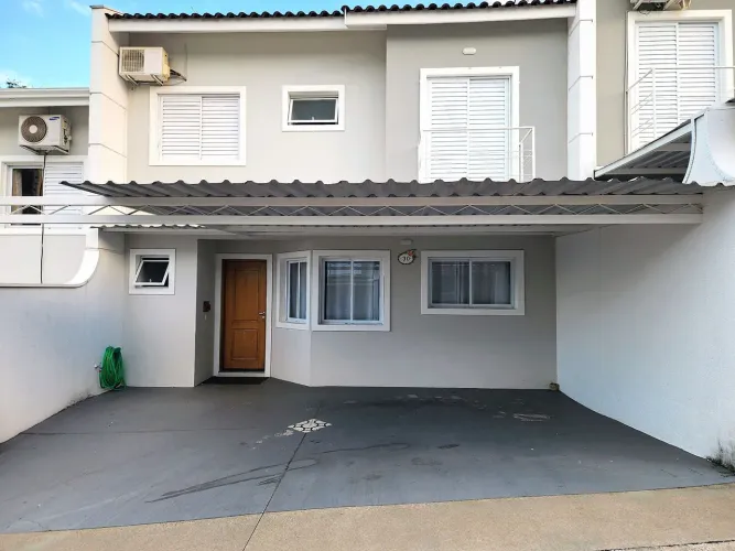 Casa Sobrado em condomínio Sorocaba 
