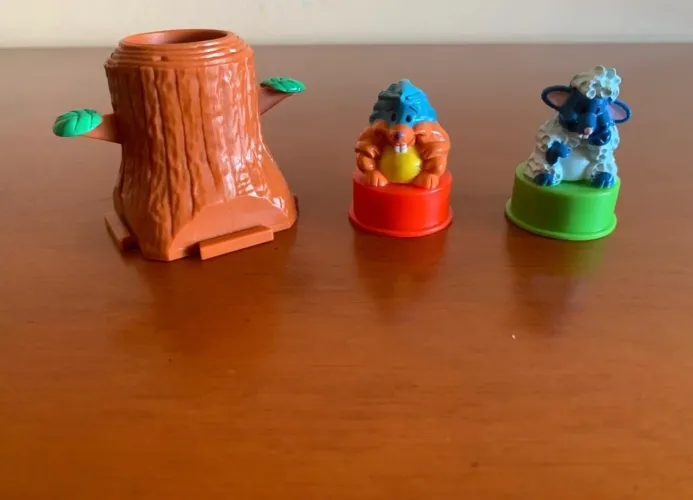 Kinder ovo Max árvore lançadora 2003