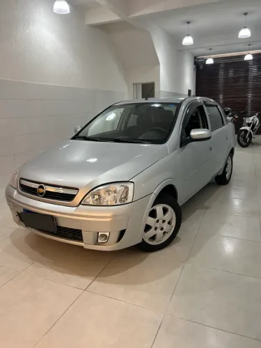 Chevrolet Corsa Sed. Premium 1.4 8V Econoflex 4P 2011