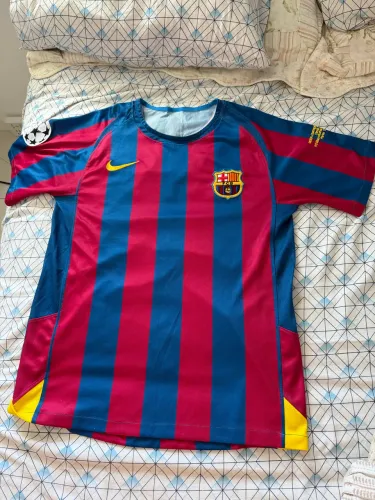 Camisa Barcelona 2005/06 - TAMANHO M