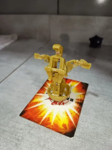 BAKUGAN HAOS ALTO BRONTES BAKUFLIP - EXCELENTE ESTADO