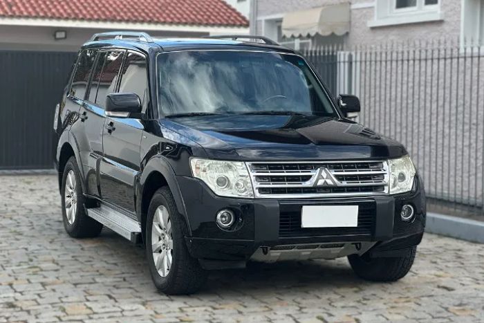Imagem de Mitsubishi Pajero HPE Full 3.2 4X4 T.i.dies. 5P AUT 2011