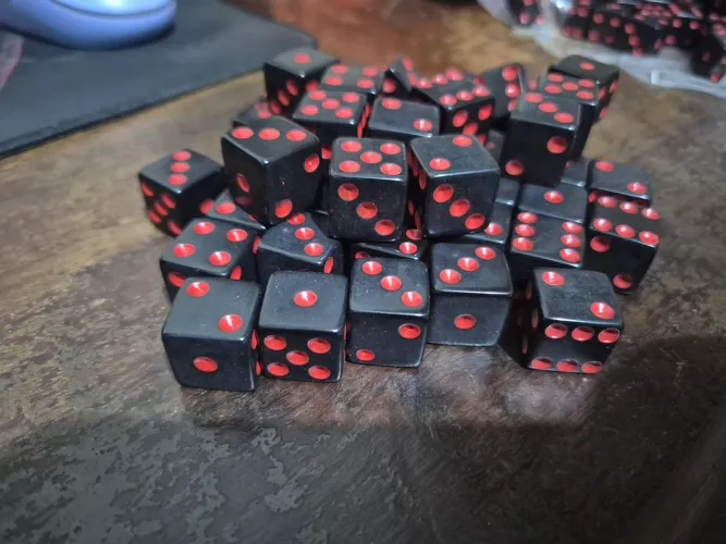 Kit com 100 dados para Boardgame - Jogo de tabuleiro