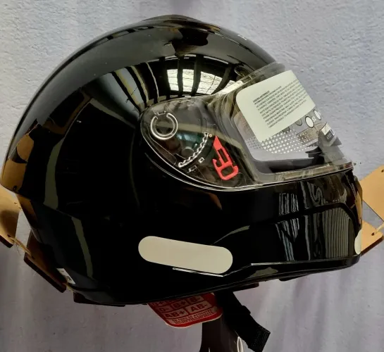 Capacete novo , 58