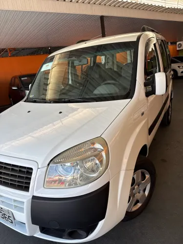 Fiat Doblo Attractive 1.4 Fire Flex 8V 5P 2012