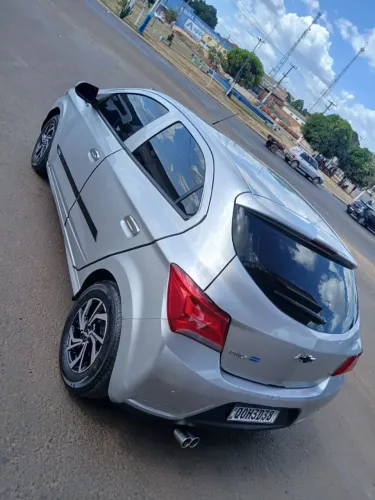 Chevrolet Onix Hatch LT 1.0 8V Flex Mec. 4P 2018