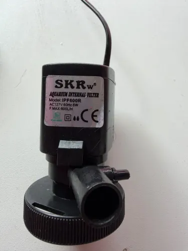 Bomba aquario skr 600lt hr