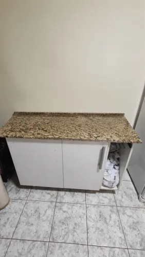 Vende-se jogo de cozinha