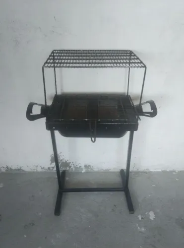 vende-se churrasqueira!!