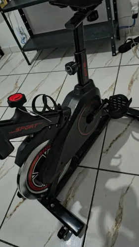 BICICLETA ERGOMÉTRICA