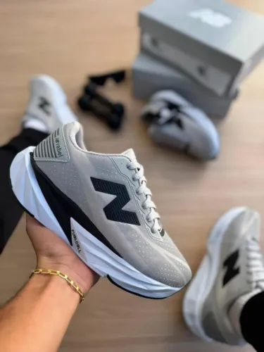 Tênis New Balance