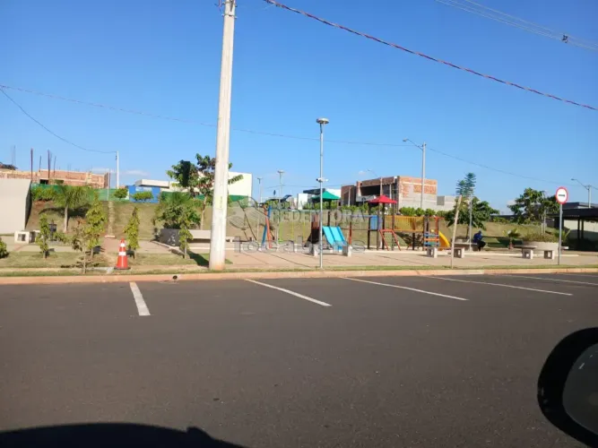 Terreno a venda no condomínio Quinta do Lago Lac Leman