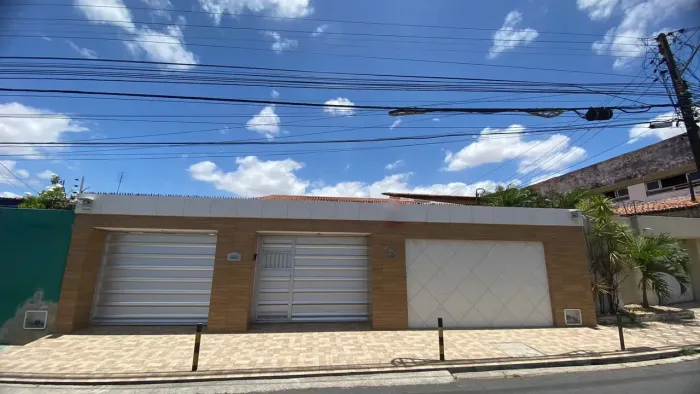 Casa à venda, 200 m² por R$ 1.100.000 - Parangaba - Fortaleza/CE