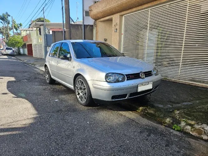 Volkswagen Golf GTI 1.8 MI 180/193cv Turbo 4P Mec. 2006