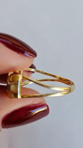 Anel de ouro 750