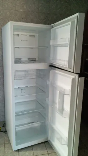 Vende-se geladeira mideia 347lta 