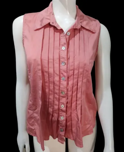Blusa rosa de botões