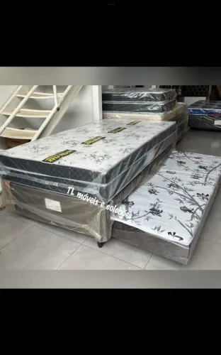 Colchão solteirão com base com auxiliar