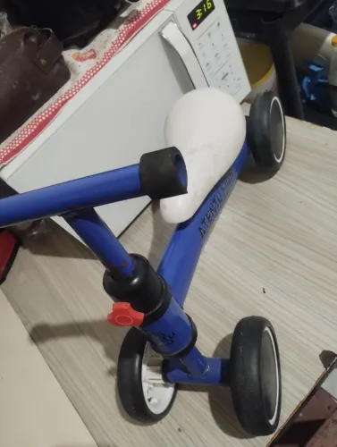 Bicicleta sem pedal infantil