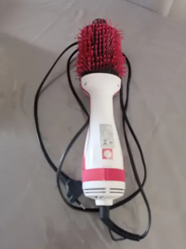 Escova elétrica modeladora