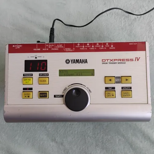 Módulo Bateria Eletrônica Yamaha Dtxpress com Clamp , Holder , Multicabo e Fonte