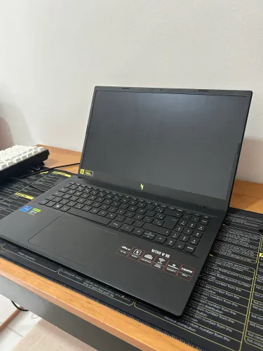 Acer Nitro V15 | Intel Core i7-13620H | RTX 3050 | 24 GB RAM | SSD 1,5 TB