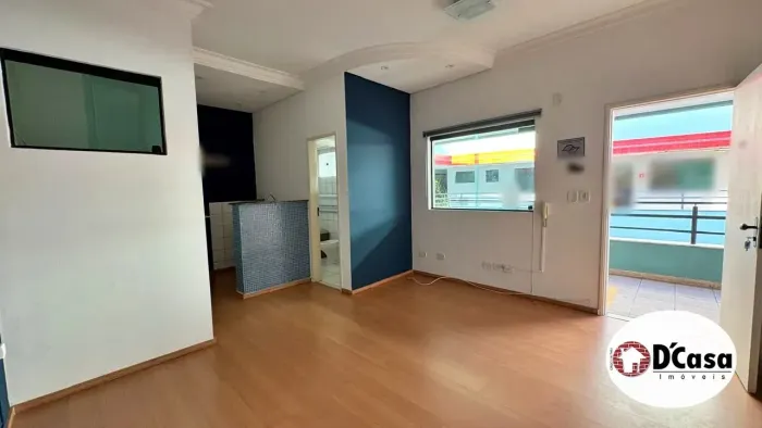 Sala comercial a venda com 27m2, Edifício Três Irmãos, bairro Centro, Taubaté-SP