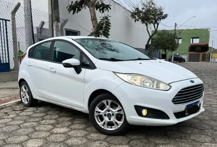 Ford Fiesta 1.5 16V Flex Mec. 5P 2014