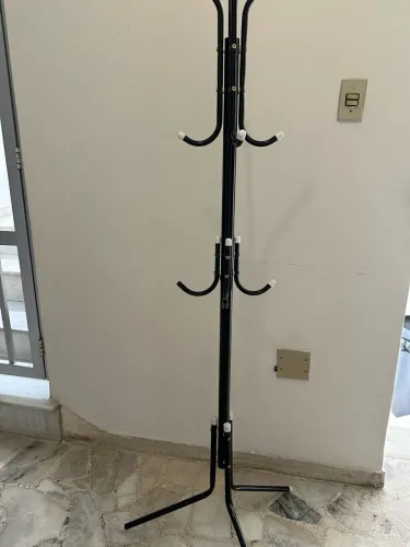 Cabideiro de chão