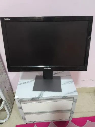 Monitor Lenovo Thinkvision