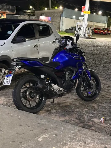 PROTETOR DE CARENAGEM FZ15