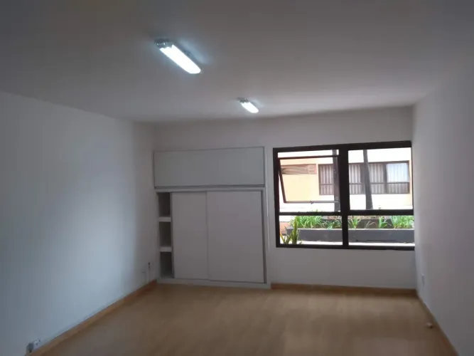 Ótima Sala Comercial no CEB com garagem para aluguel SRTVS 701 SUL  Centro Empresarial Bra