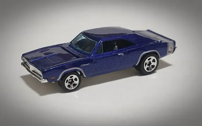 DODGE CHARGER (1968) - MUSCLE CAR - HW 1:64