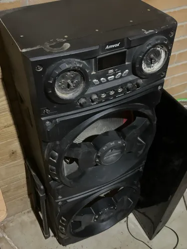 Caixa amplificada AmvoX ACA1001