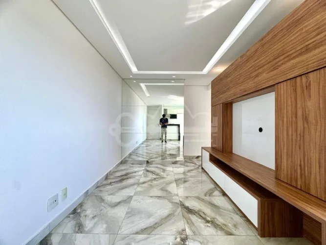 Apartamento à venda, 3 quartos, 1 suíte, 2 vagas, Serrano - Belo Horizonte/MG