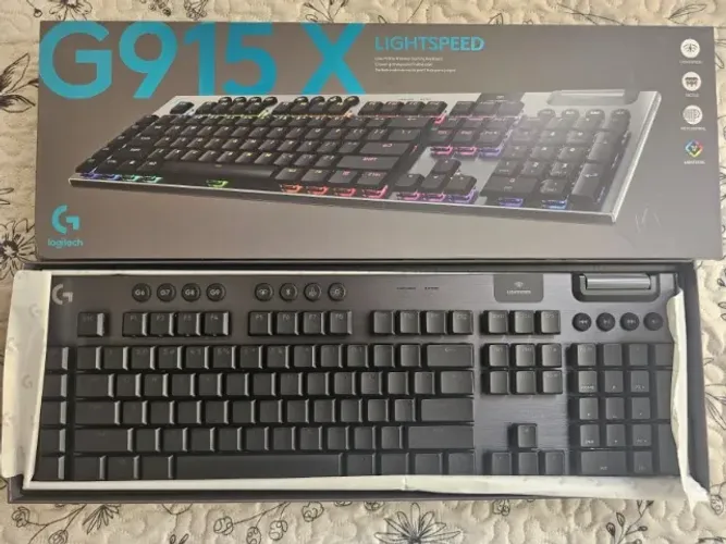 Teclado Mecânico Gamer Sem Fio Logitech G915 X Lightspeed RGB