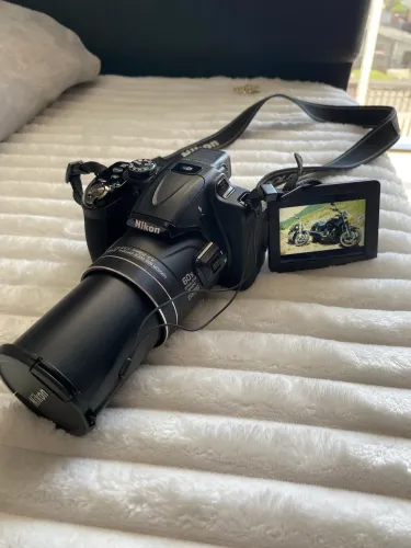 Câmera nikon P600