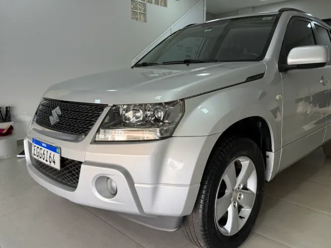 Suzuki Grand Vitara 2.0 16V 4x2/4x4 5P Aut. 2010
