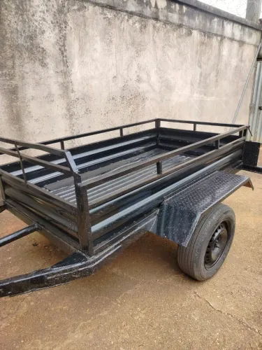 Carretinha reboque média 1,25 por 2.20