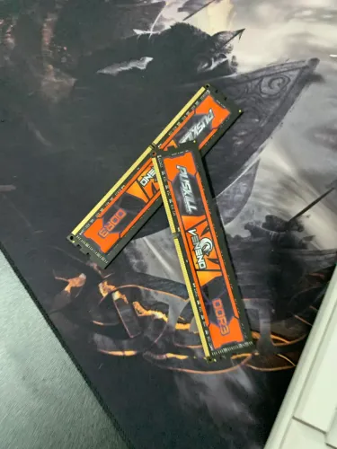 Kit Memória RAM DDR3 16GB (2x8GB)