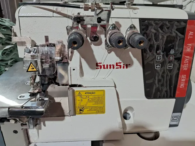 Máquina de costura Sun sir direc drive