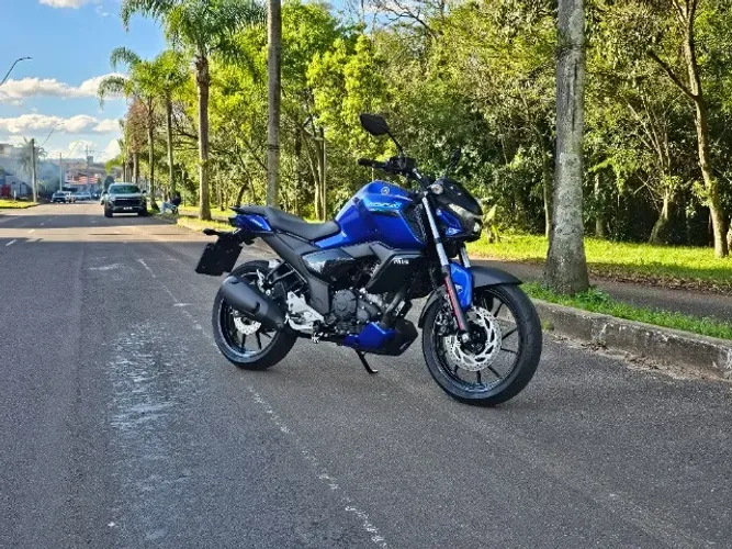 FZ15 150 Fazer Connected ABS apenas 150 Km's, aceito troca, financio, parcelo cartão