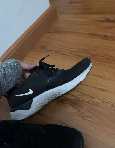 Tênis Nike
