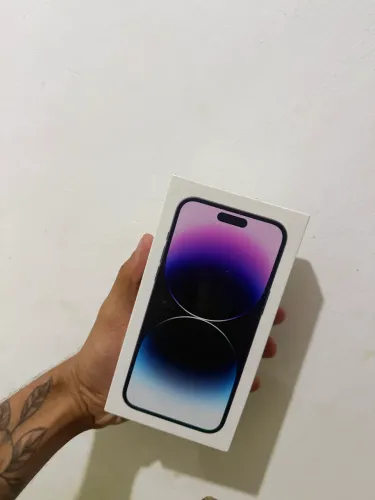 Caixa do iPhone 14 Pro Max